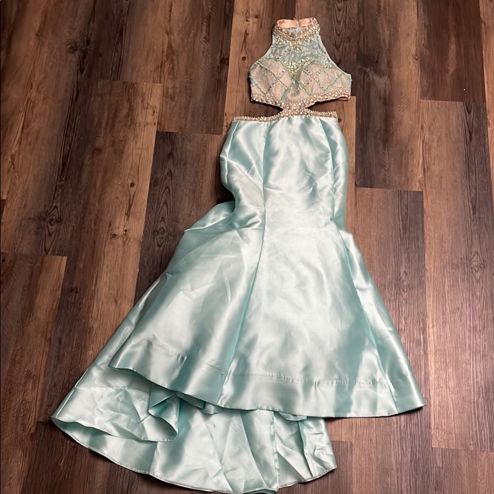 Elegant Dress in Aqua